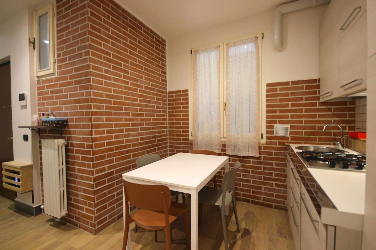Case Vr Holiday Happy House Verona Exterior photo