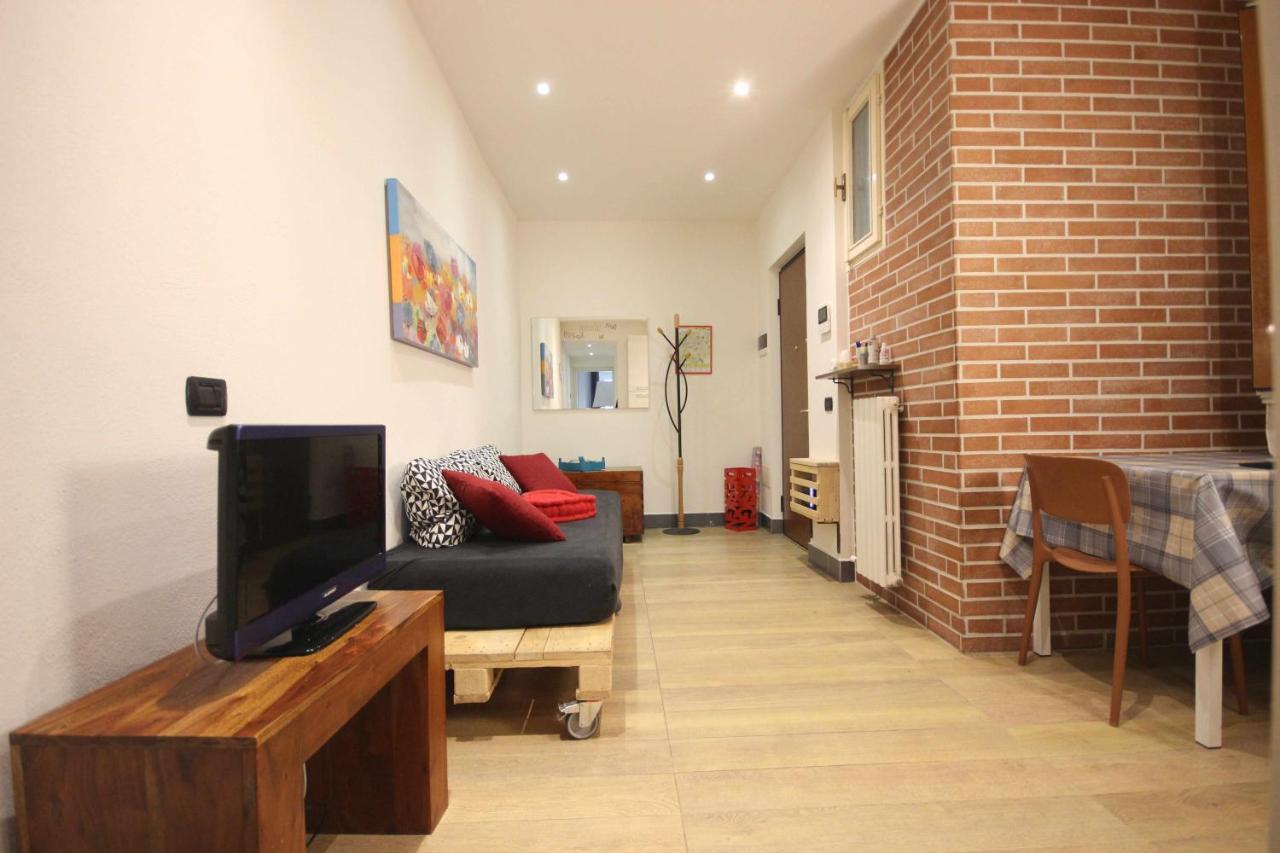 Case Vr Holiday Happy House Verona Exterior photo