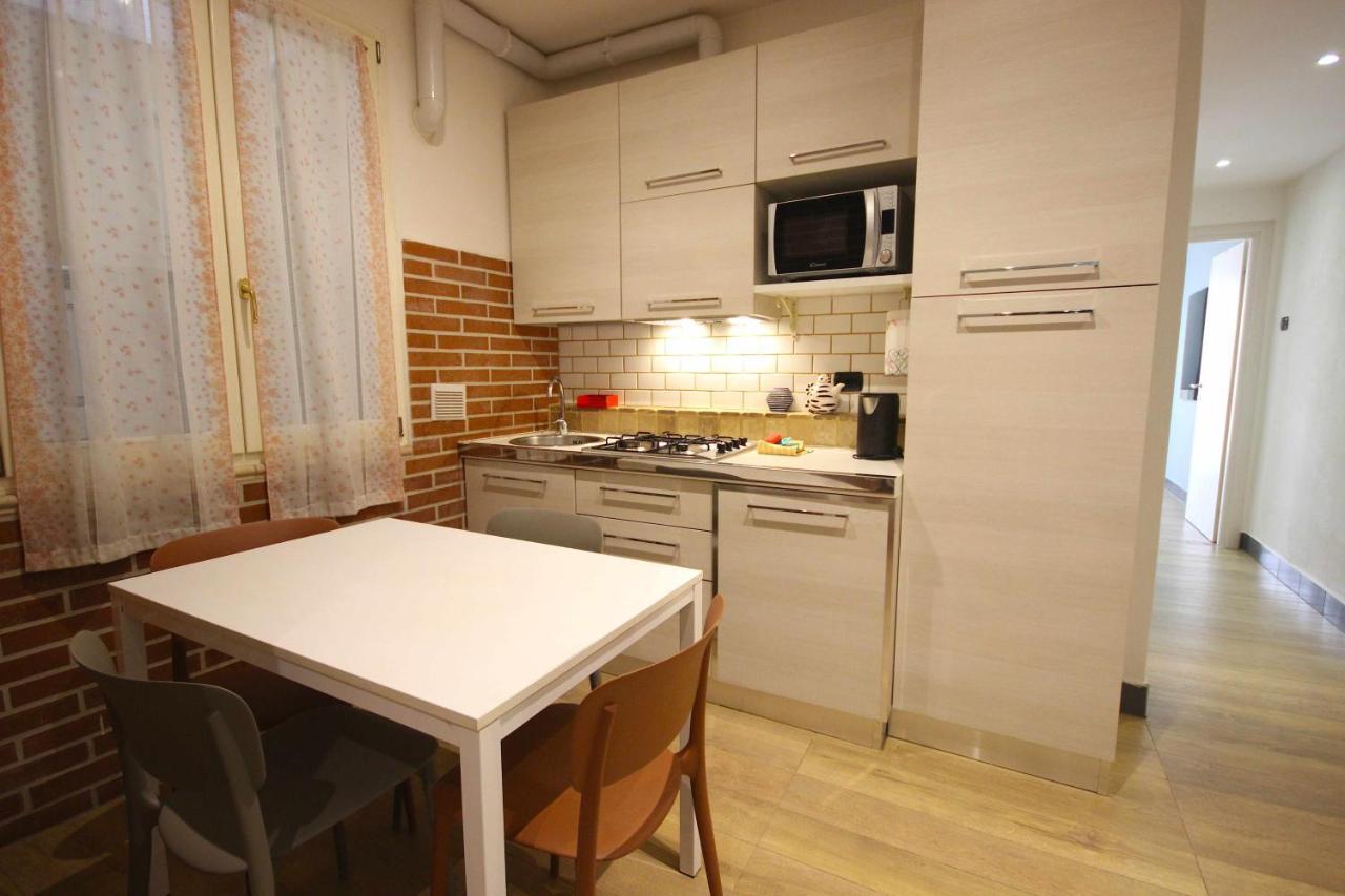 Case Vr Holiday Happy House Verona Exterior photo
