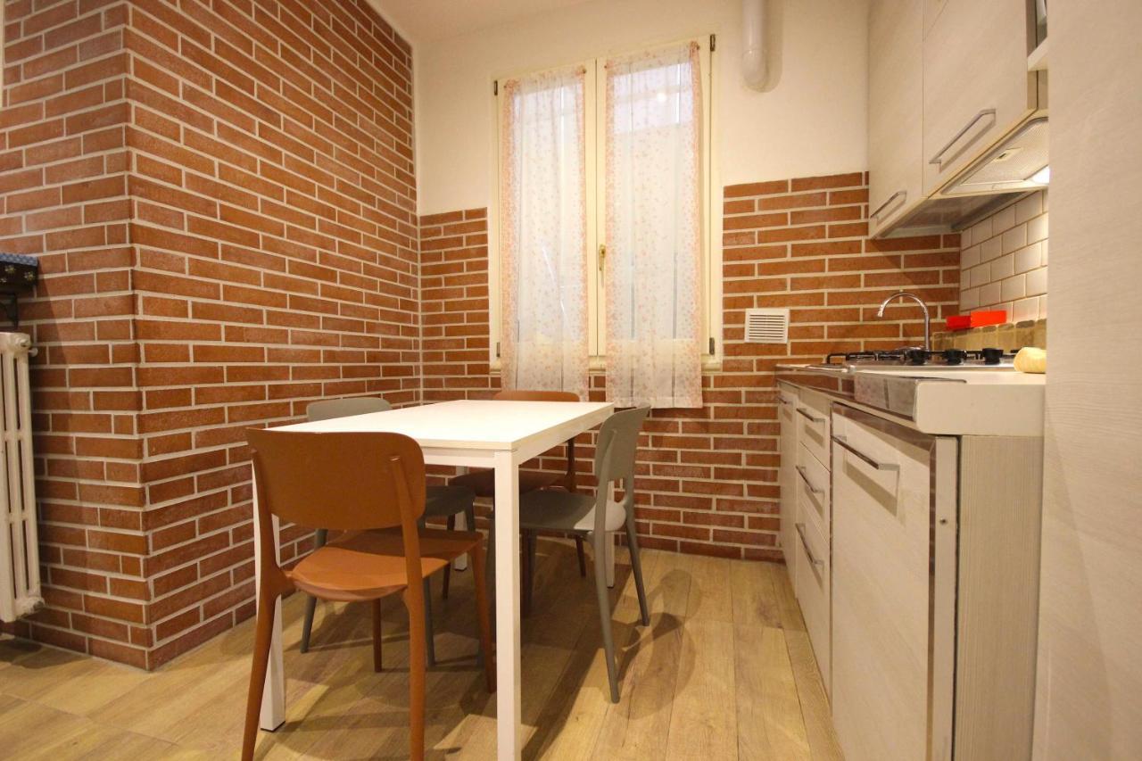 Case Vr Holiday Happy House Verona Exterior photo